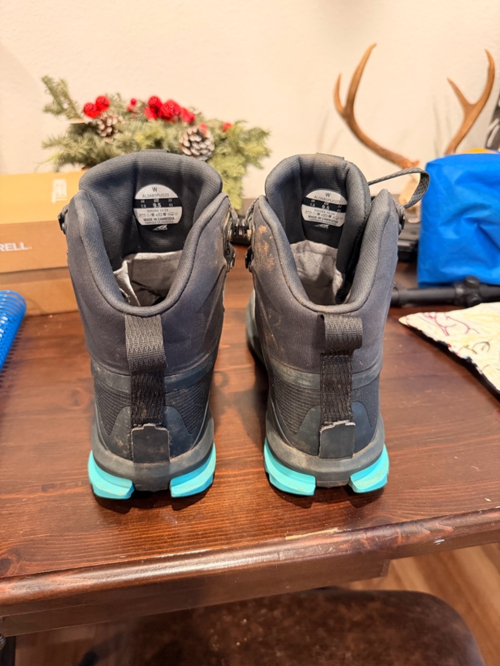 Altra Women's Gray Hiking Boots with Teal Accents - Picture 2 of 8
